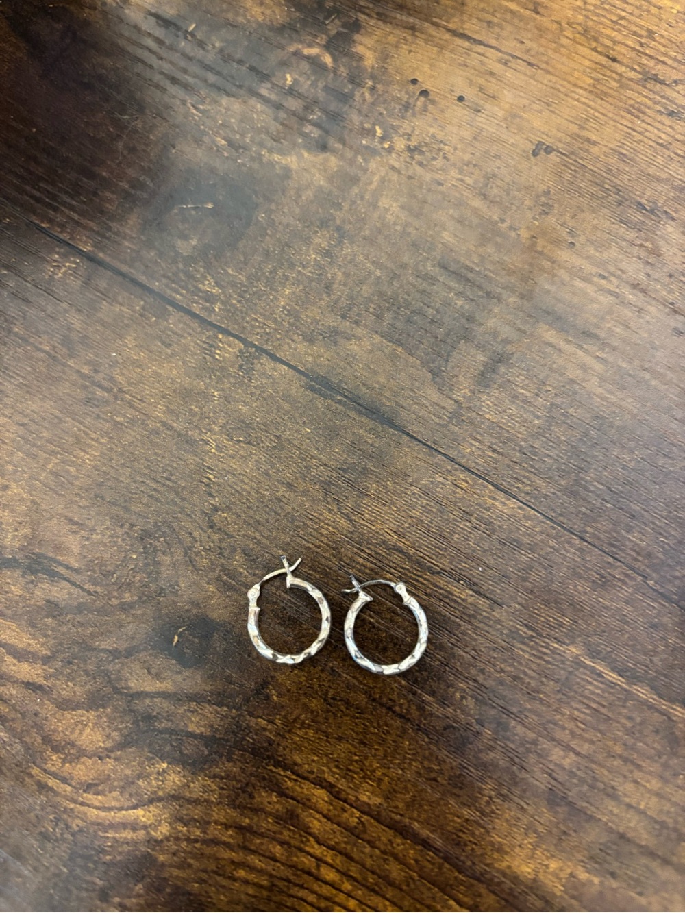Textured hoop earrings